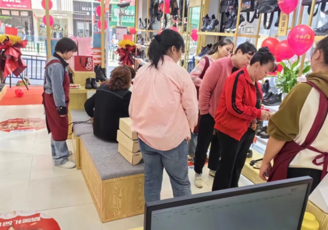 開(kāi)鞋店新手怎么拿貨？