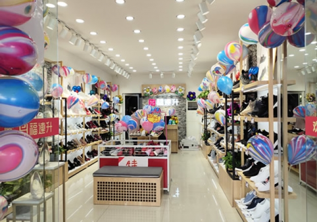 賀：四川南充福連升老北京布鞋、休閑鞋專賣店正式開(kāi)業(yè)！